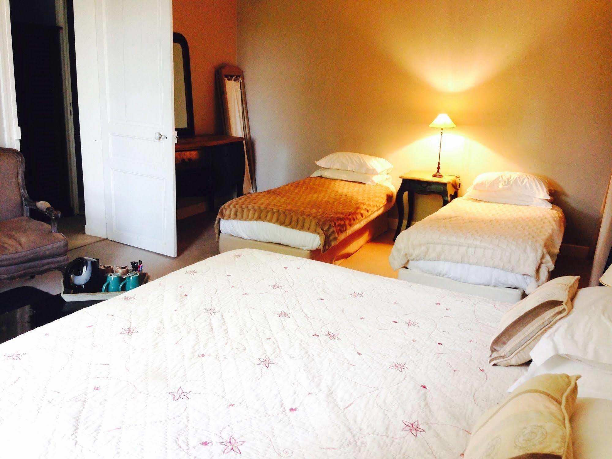 Hotel La Villa Saint-Pierre-dʼIrube 外观 照片